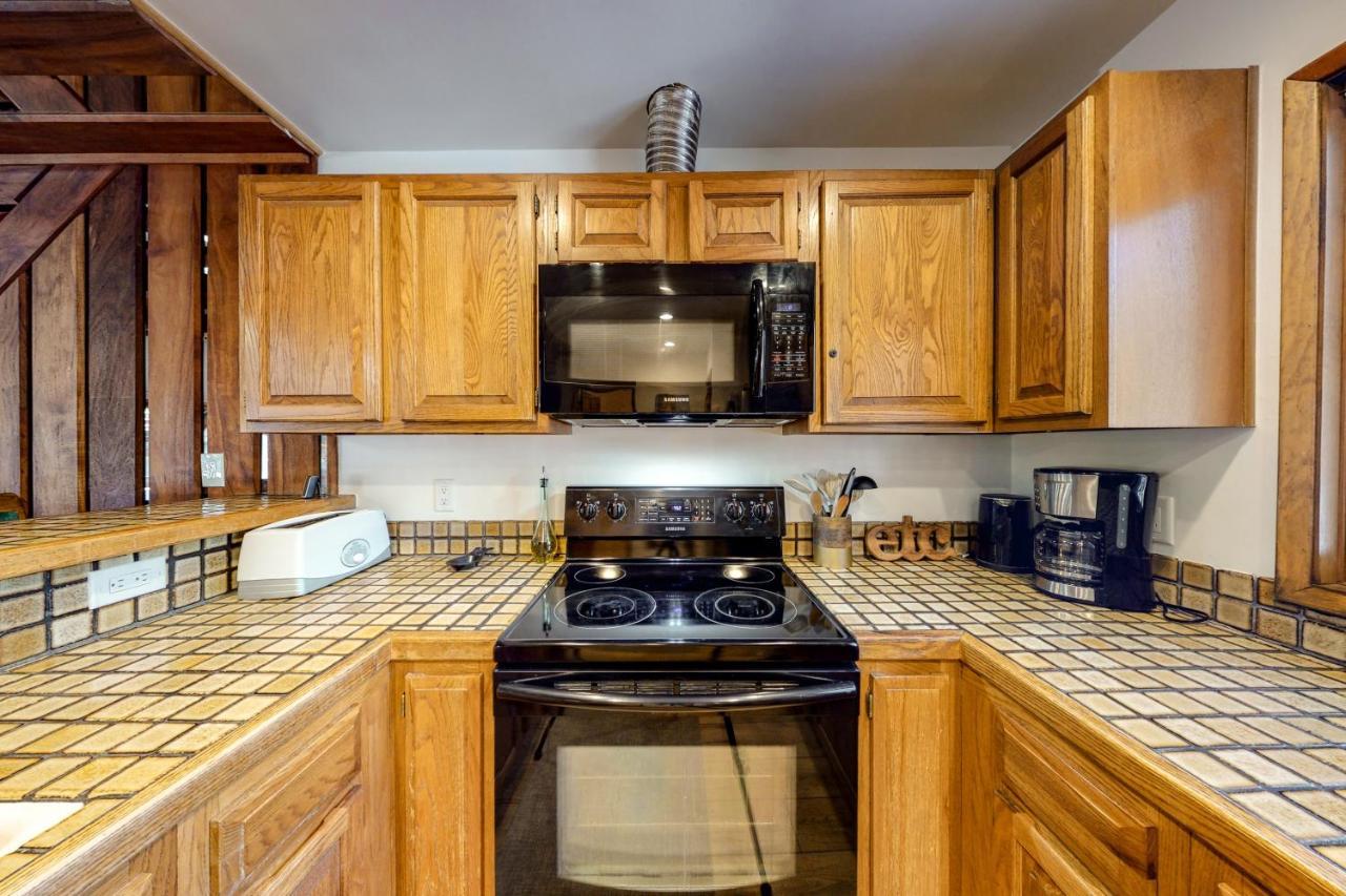 Apartment Mammoth Pines 11