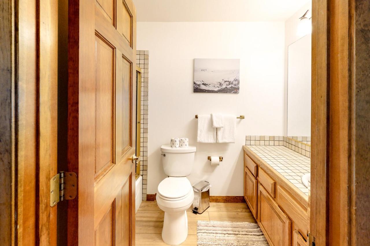 Apartment Mammoth Pines 11